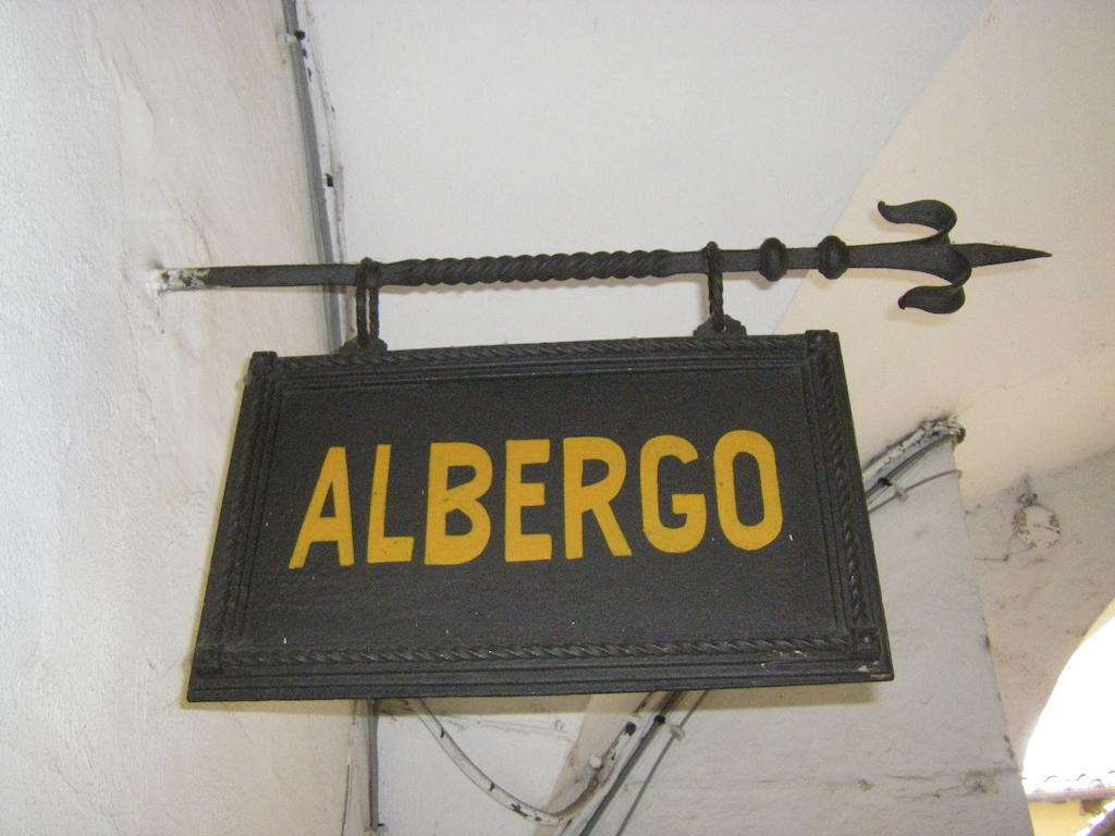 Albergo Cannon D'Oro Siena Exteriör bild