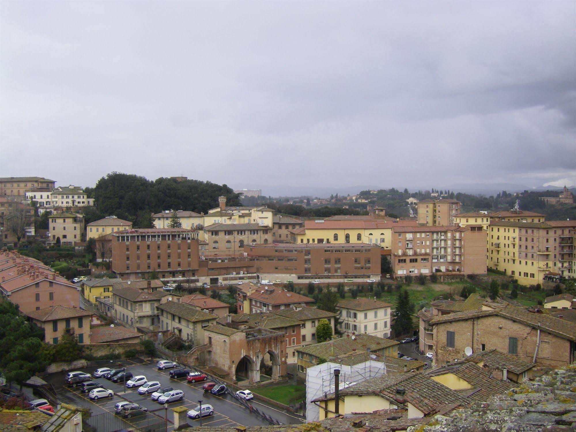 Albergo Cannon D'Oro Siena Exteriör bild